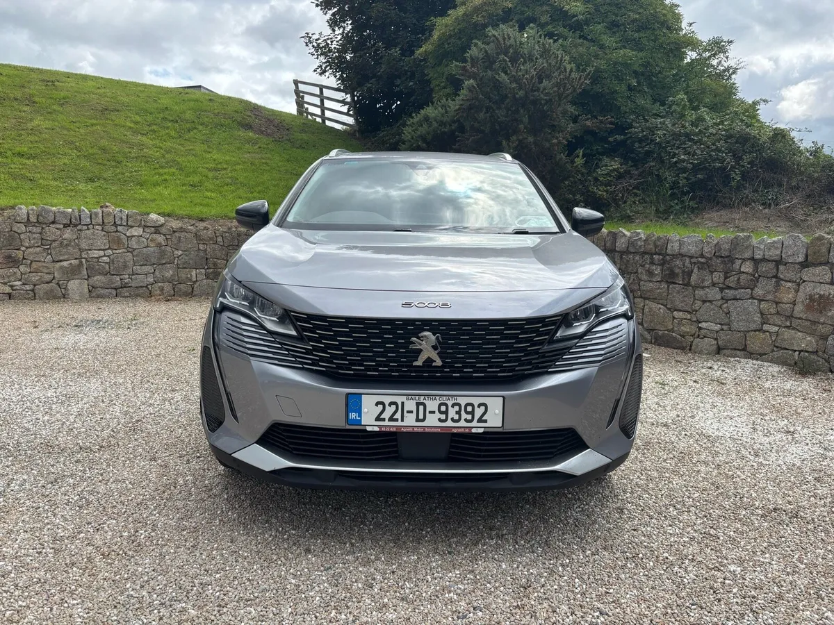 Peugeot 5008 Allure 1.5HDI Automatic - Image 2
