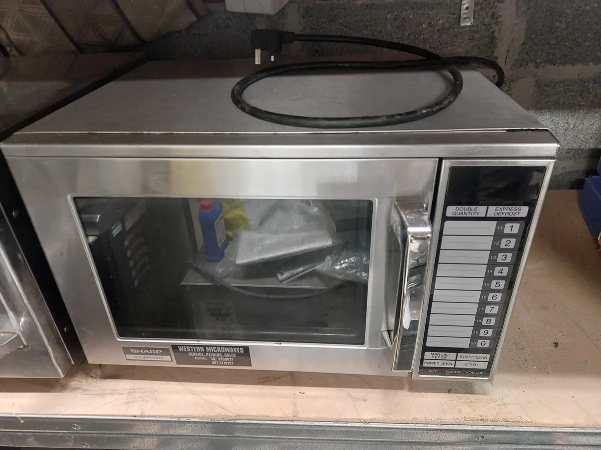 Microwave Sharp / Panasonic - Image 1