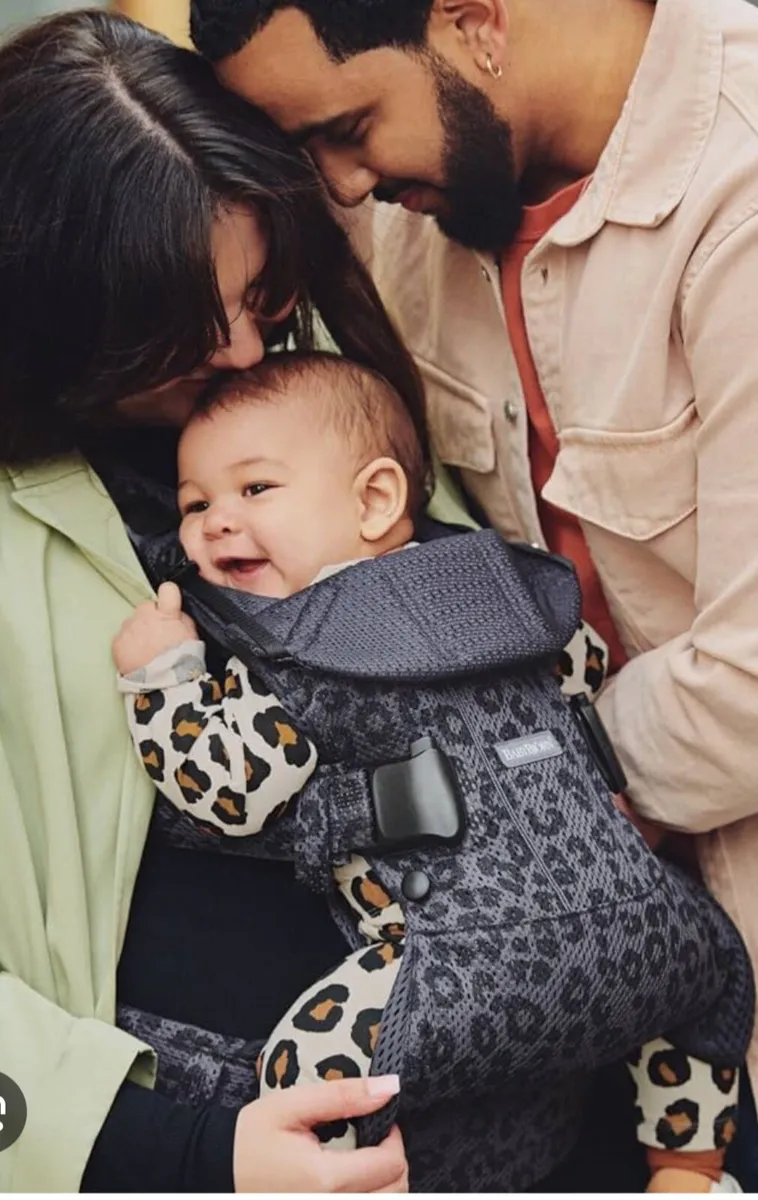 Baby bjorn Mini carrier - Image 2