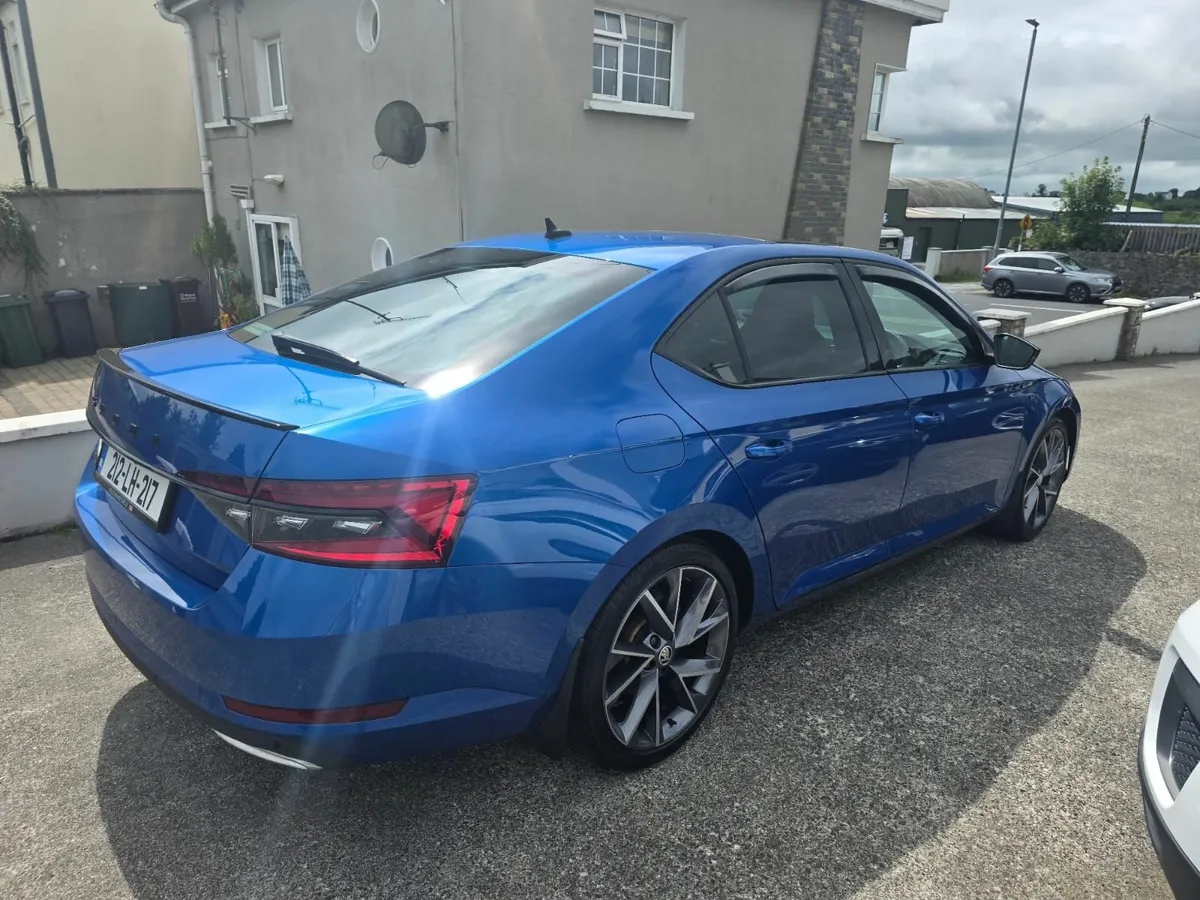 Skoda Superb - Image 4