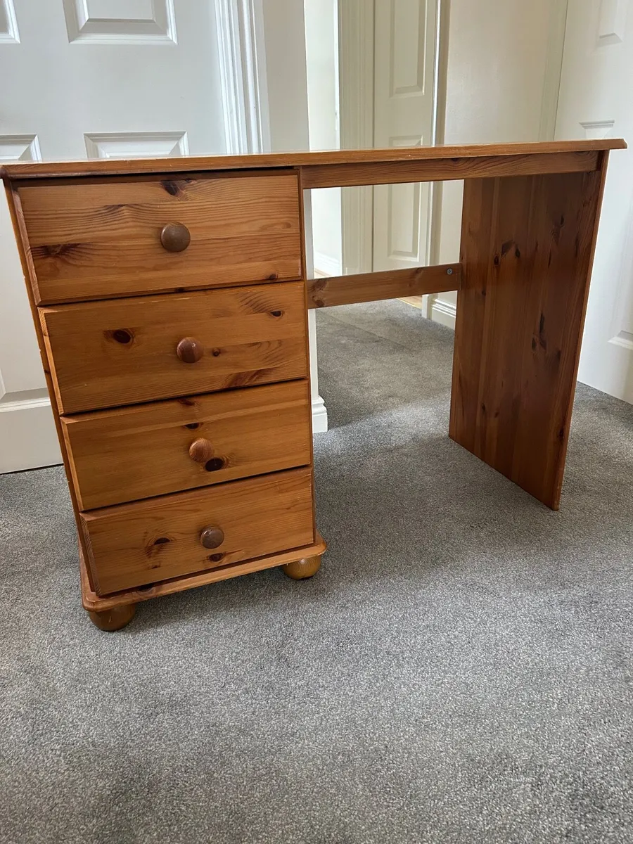 Vanity desk - Image 3
