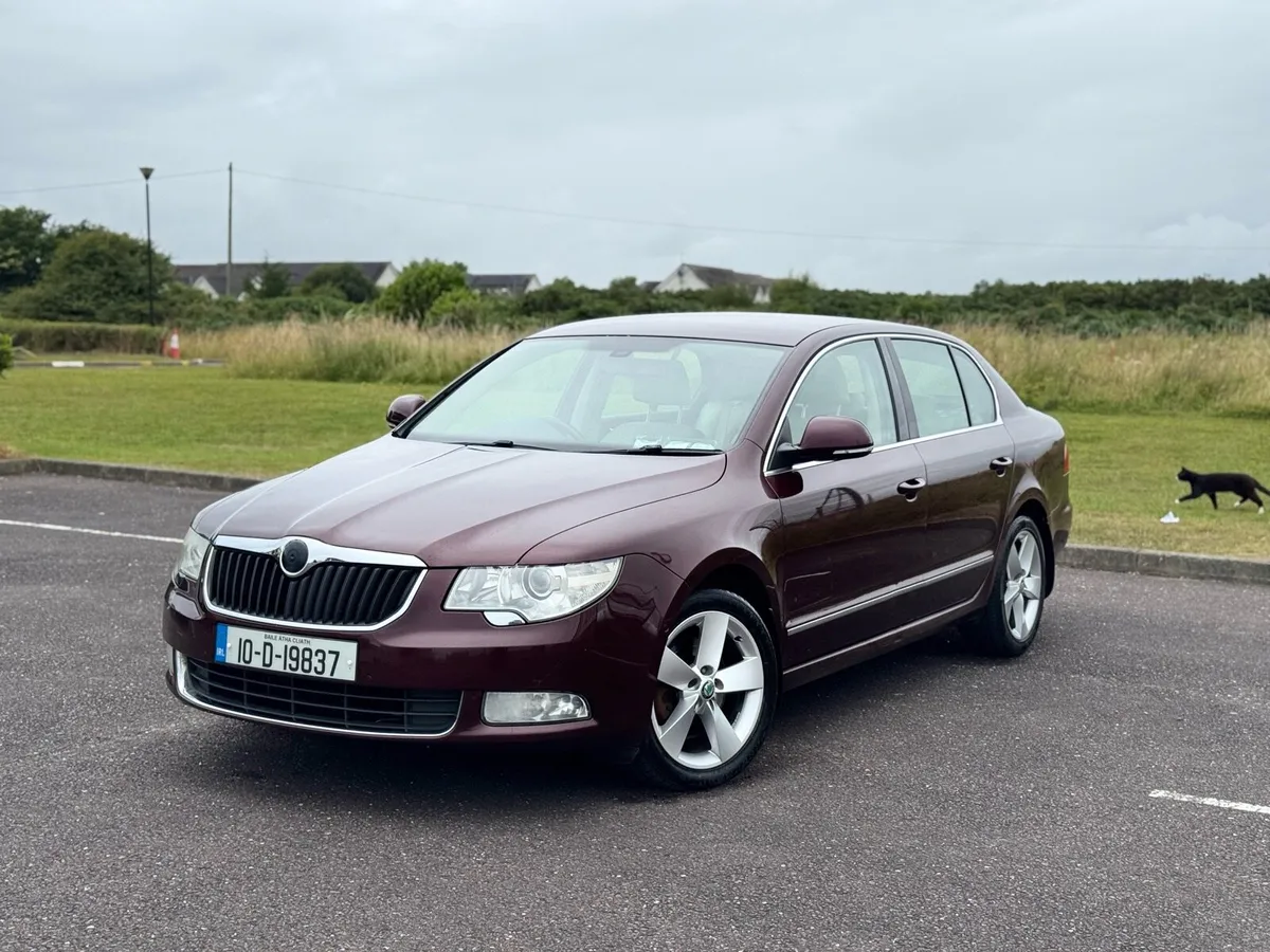 Skoda Superb Luxury - Image 1