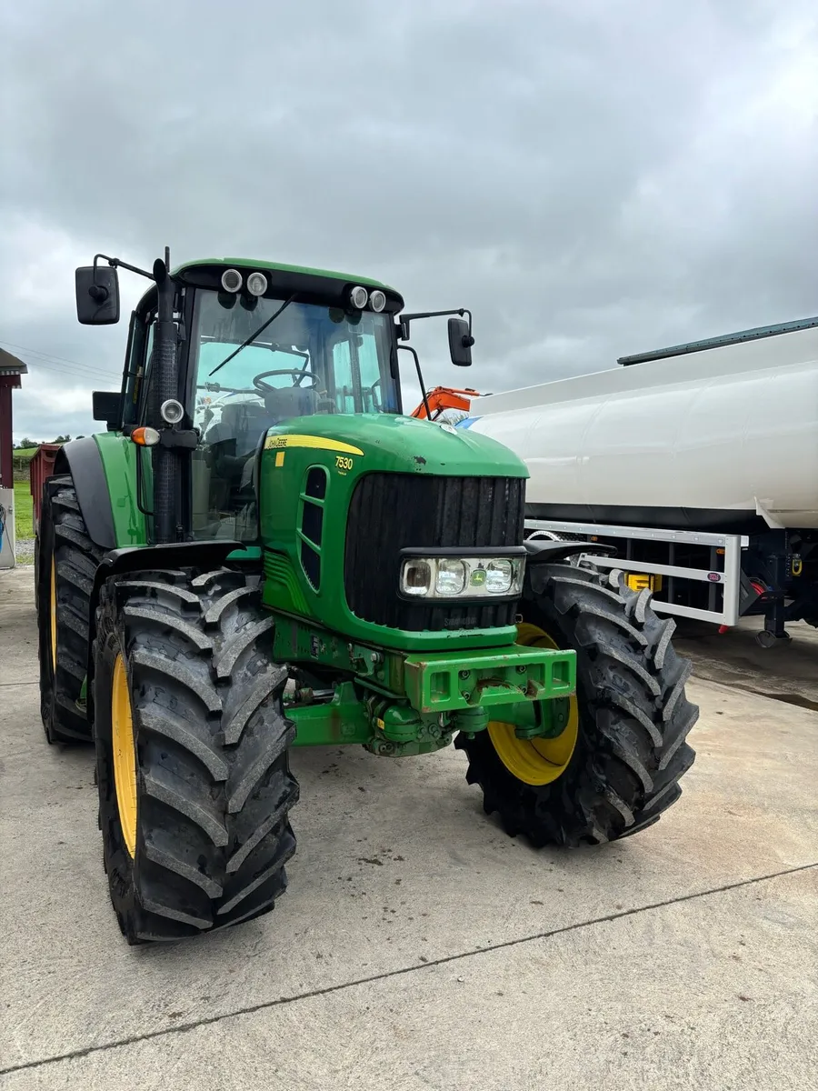 John Deere 7530 - Image 2