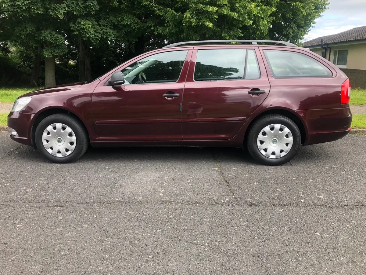 Skoda Octavia 1.6 diesel est - Image 3