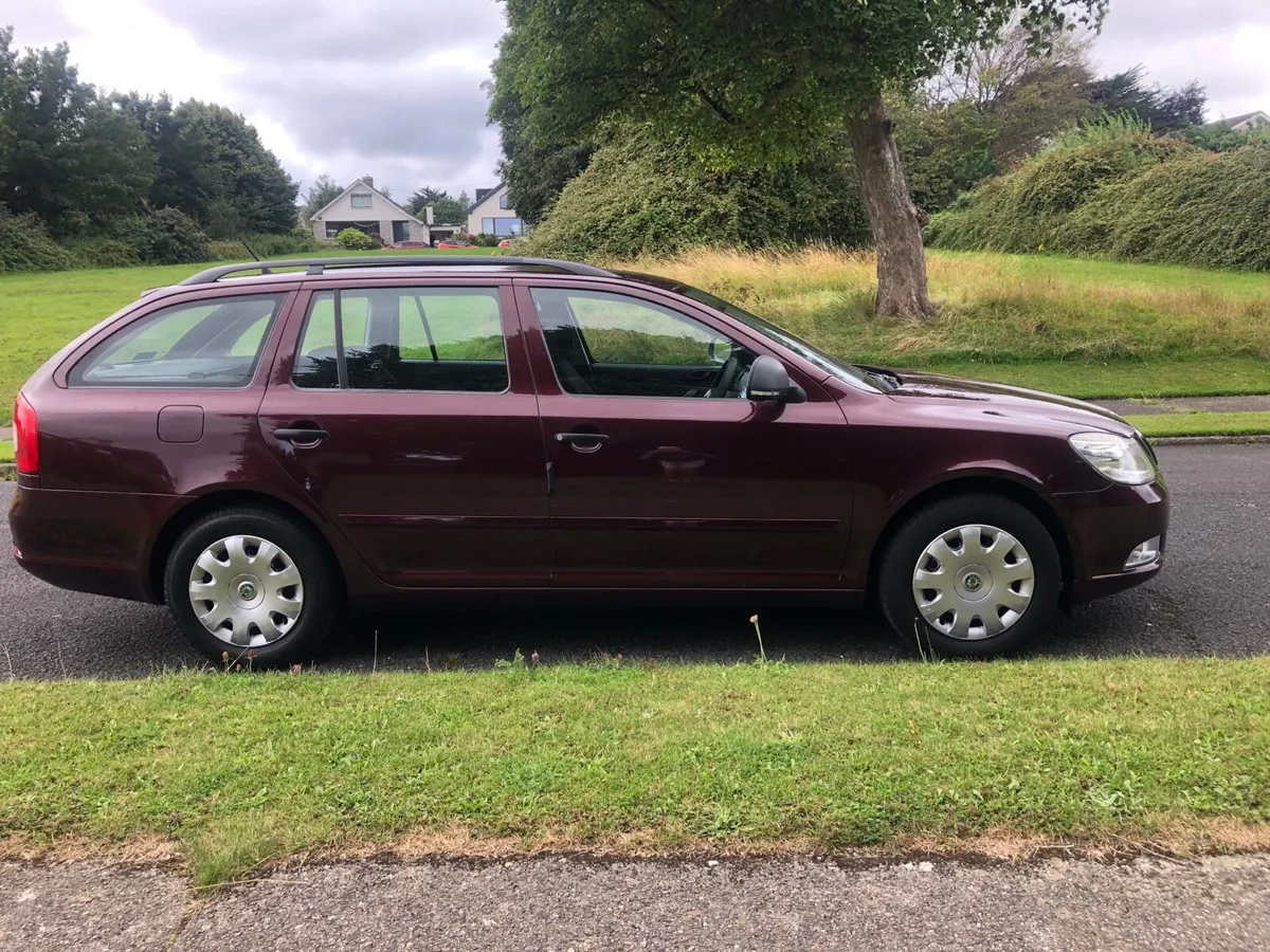 Skoda Octavia 1.6 diesel est - Image 4