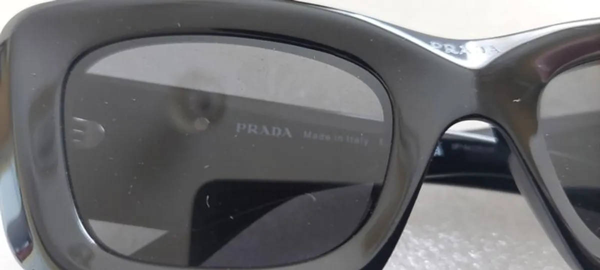 Authentic beautiful sunglasses - Image 4