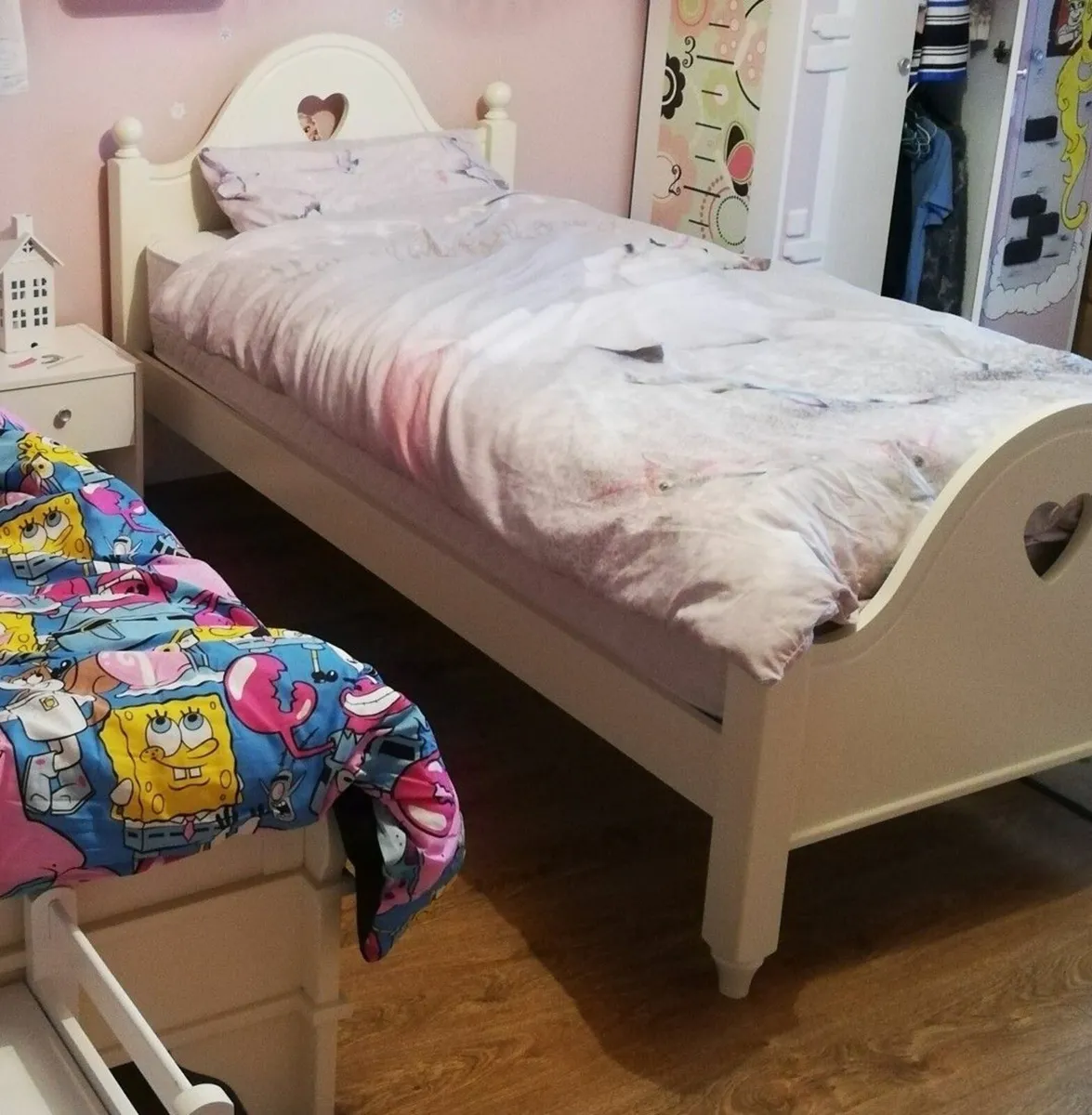 Kids sweatheat single bed - Image 2