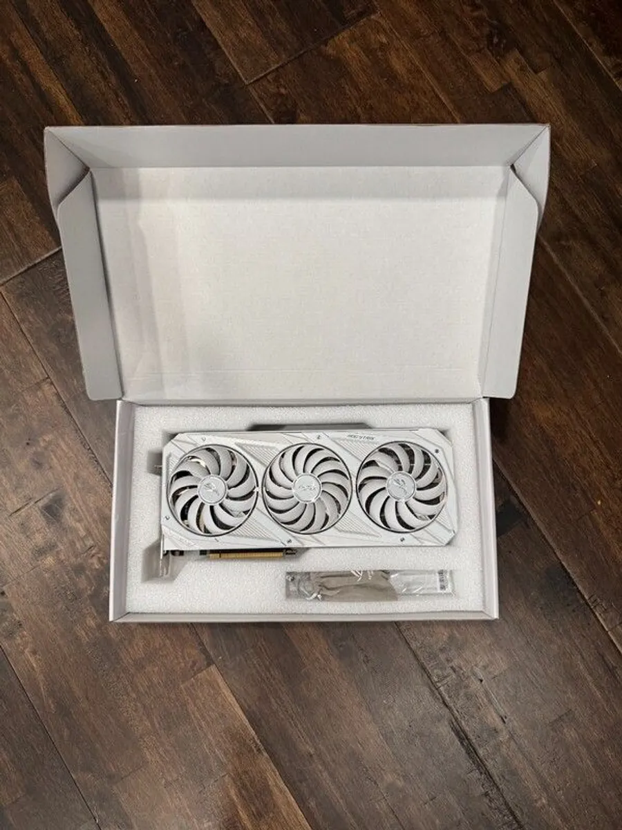 White Asus Rog Strix Geforce Rtx 3080 Gaming Oc 10gb - Image 4