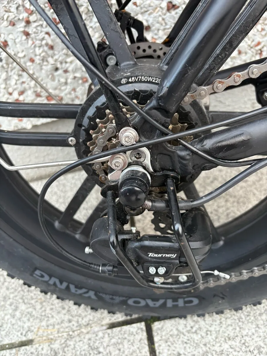Electric bike - Image 2