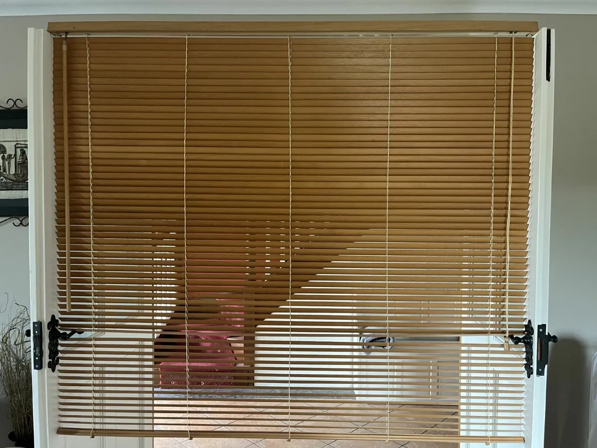 Wooden Venetian Blinds - Image 3