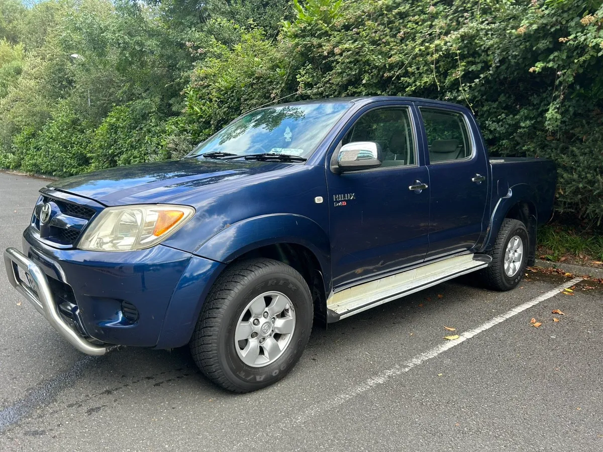 2006 Toyota Hilux - Image 4