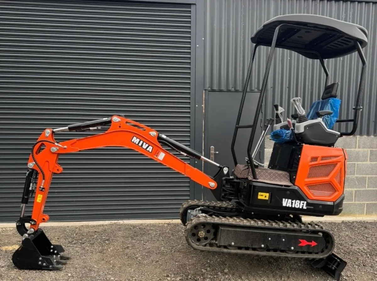 Miva unused mini digger 1.5 Ton . - Image 4