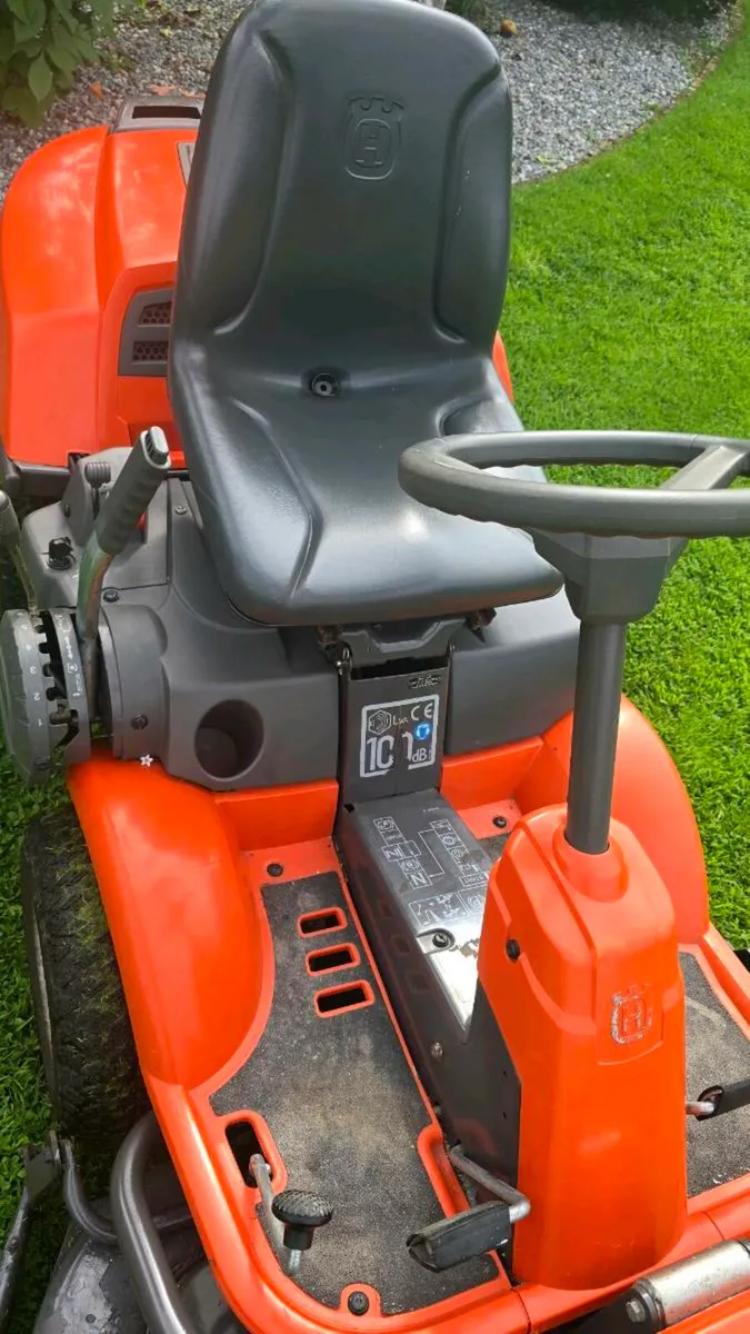 4x4 HUSQVARNA - Image 4