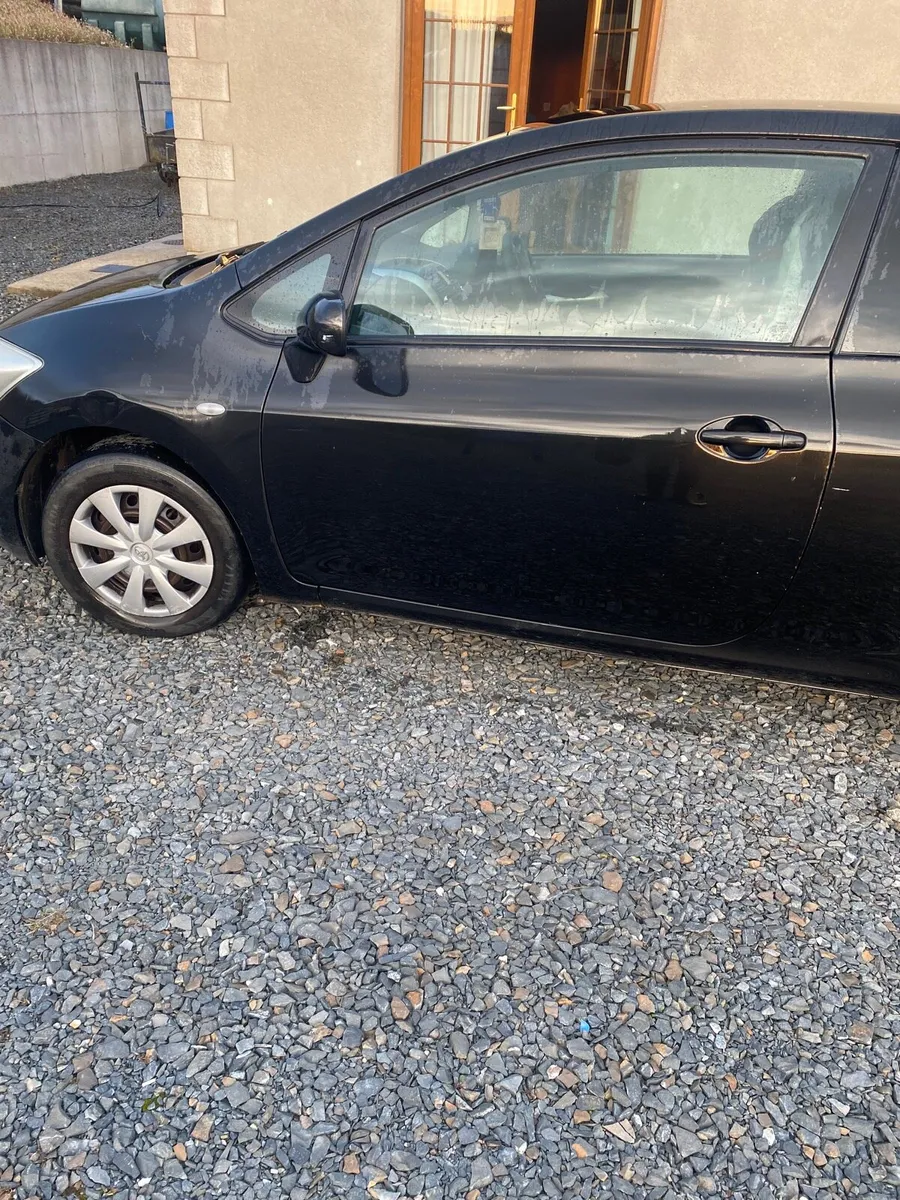 Toyota Auris van for sell - Image 3