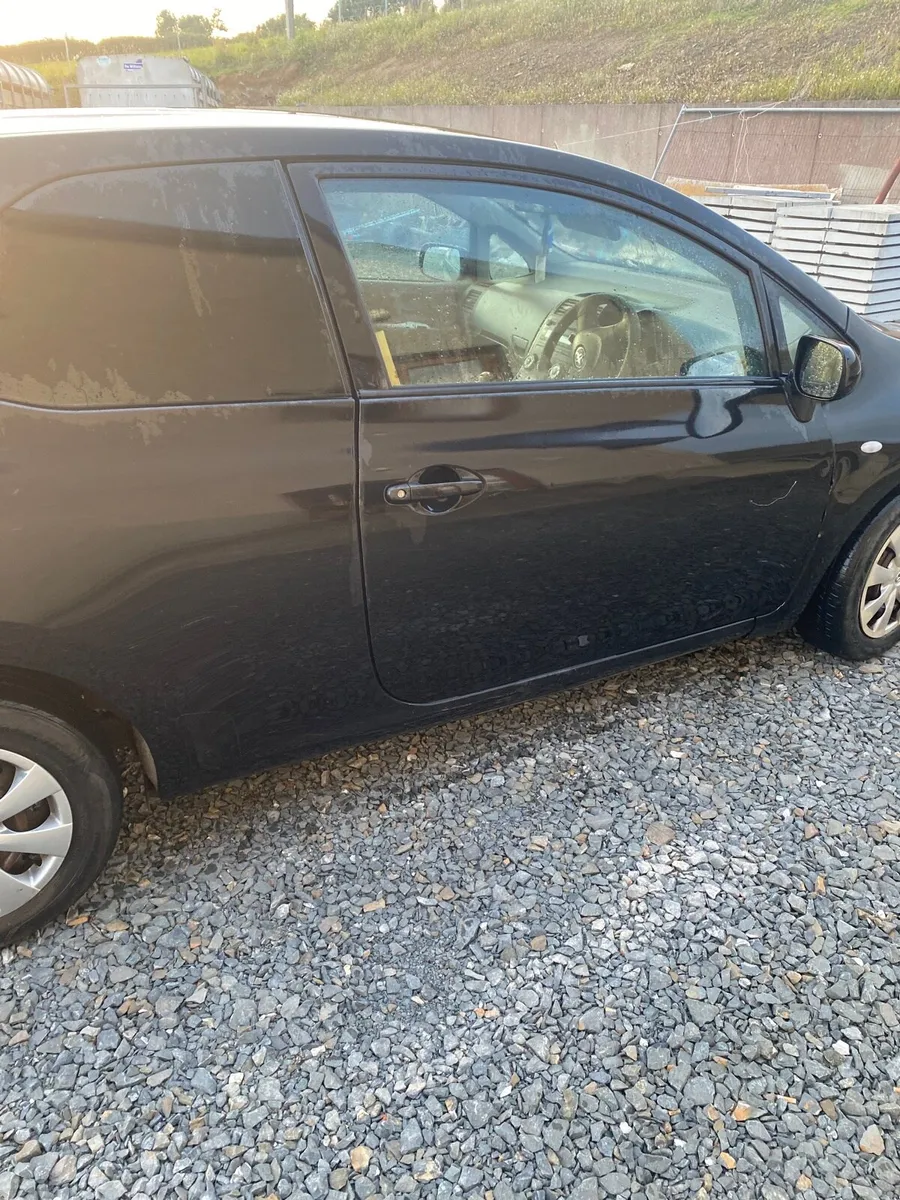 Toyota Auris van for sell - Image 4