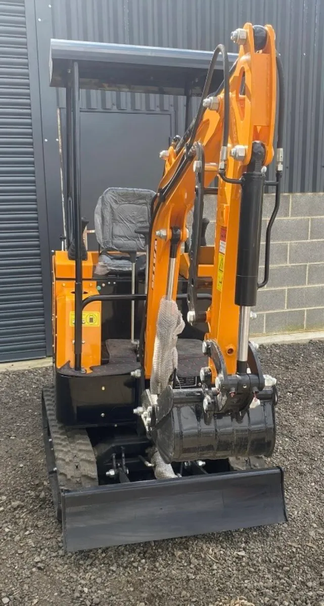 Miva unused 1.2 Ton mini digger . - Image 2