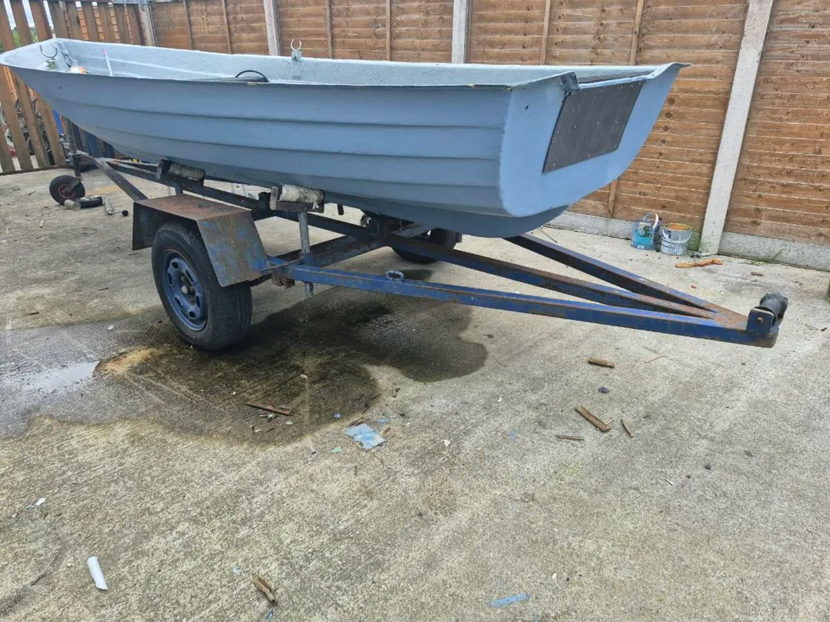 Boat Trailer and Engine - Image 2