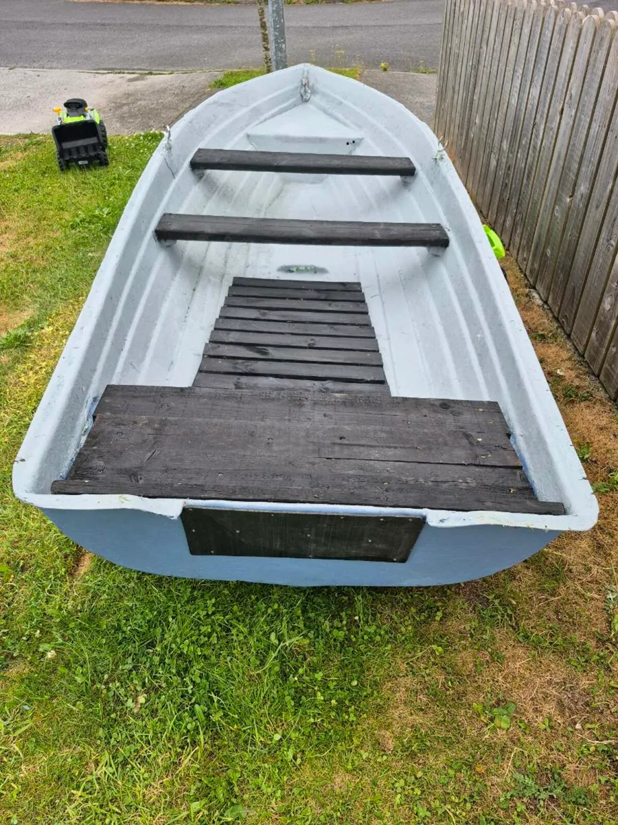 Boat Trailer and Engine - Image 4