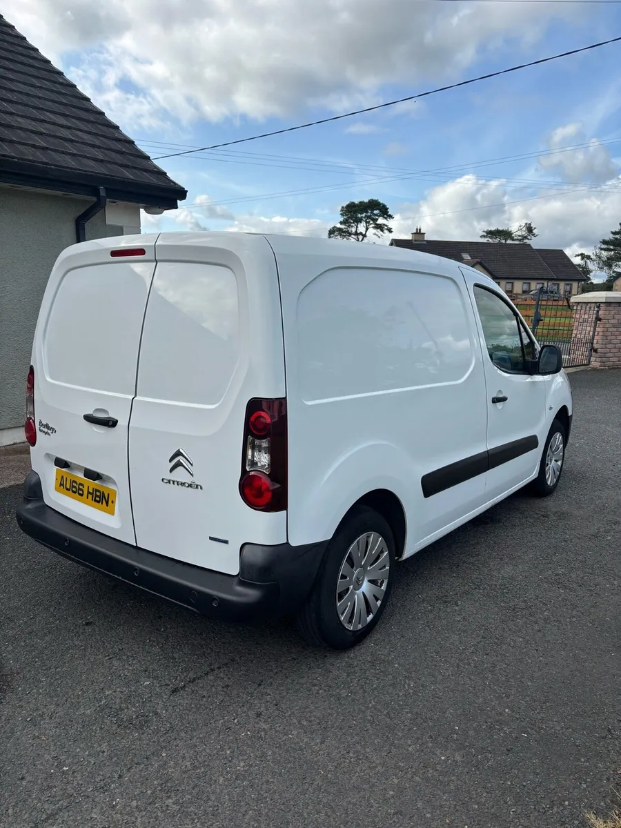2016 Citroen berlingo 3 seater - Image 3