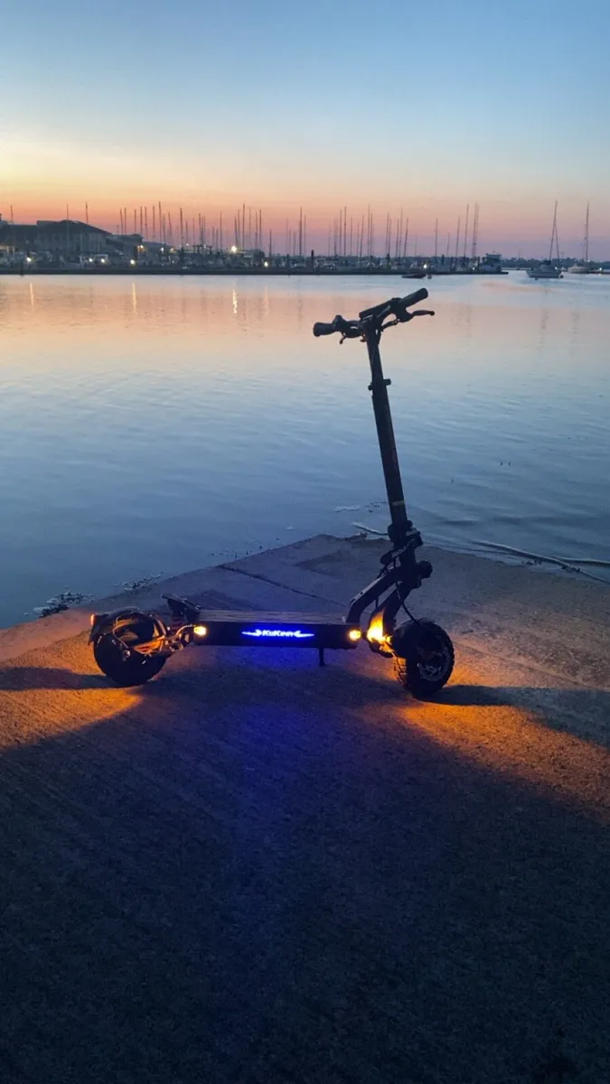 Kukirin g2 master e scooter - Image 2