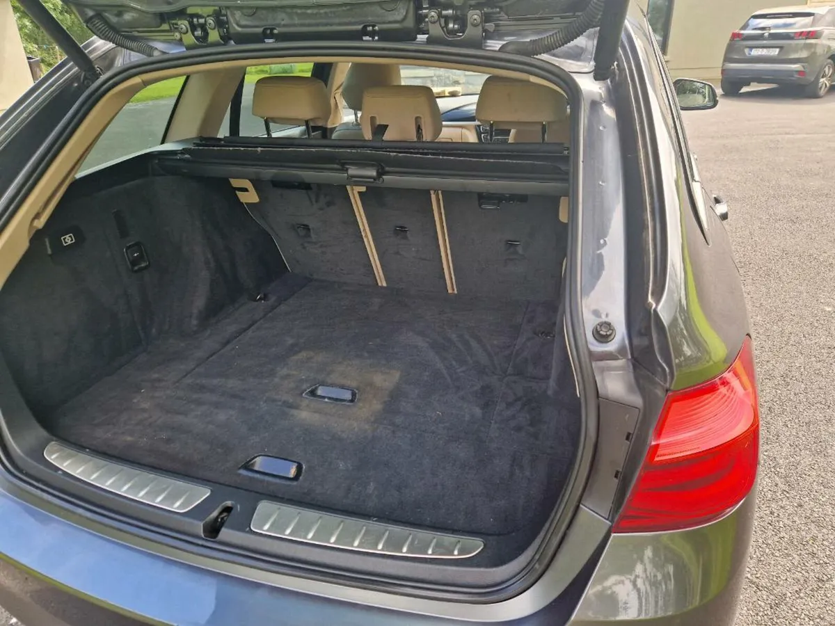 BMW 3-Series 2016 - Image 4