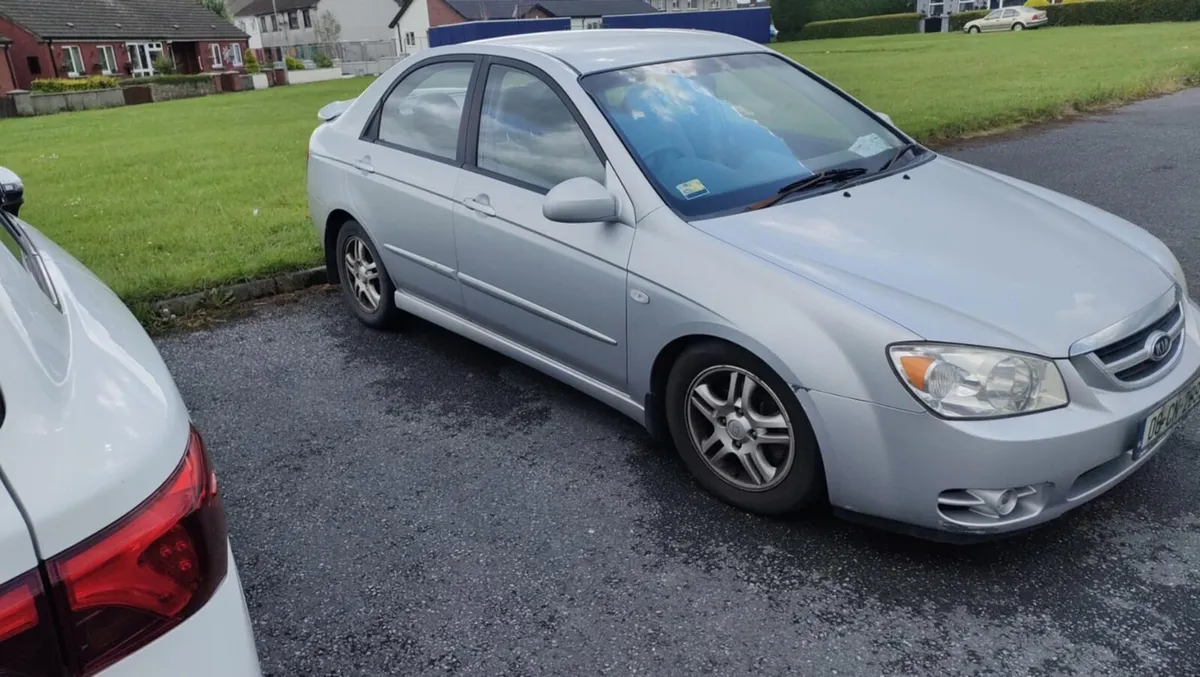 2006 Kia Cerato - Image 4