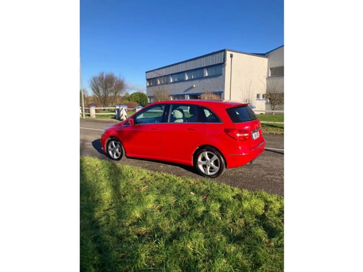 Mercedes-Benz B-Class 180 CDI Sport Blue Efficien - Image 3