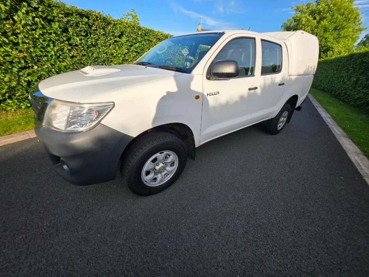 Toyota hilux - Image 4