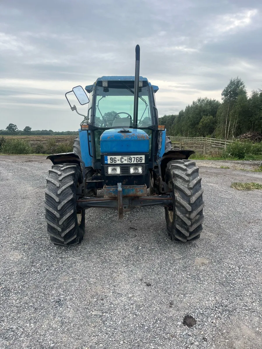 New Holland 7840 - Image 2