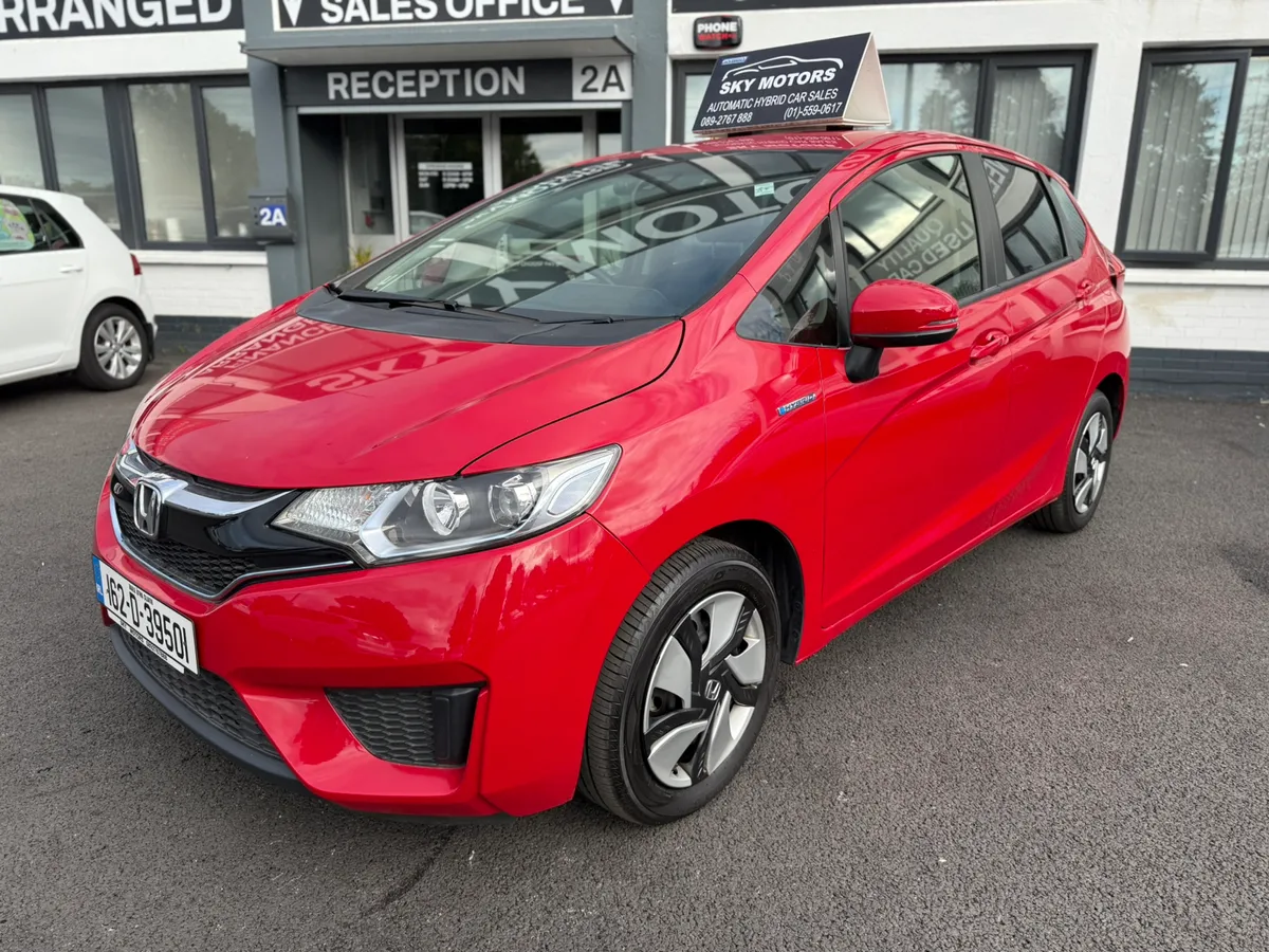 2016 Honda Fit 1.5 Hybrid  Auto Leather package - Image 2