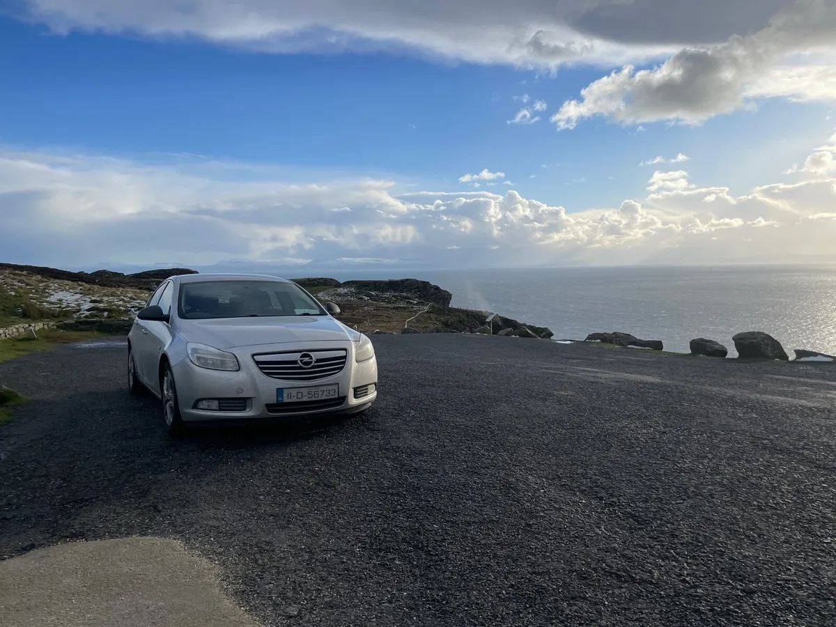 Vauxhall Insignia 2011 - Image 1