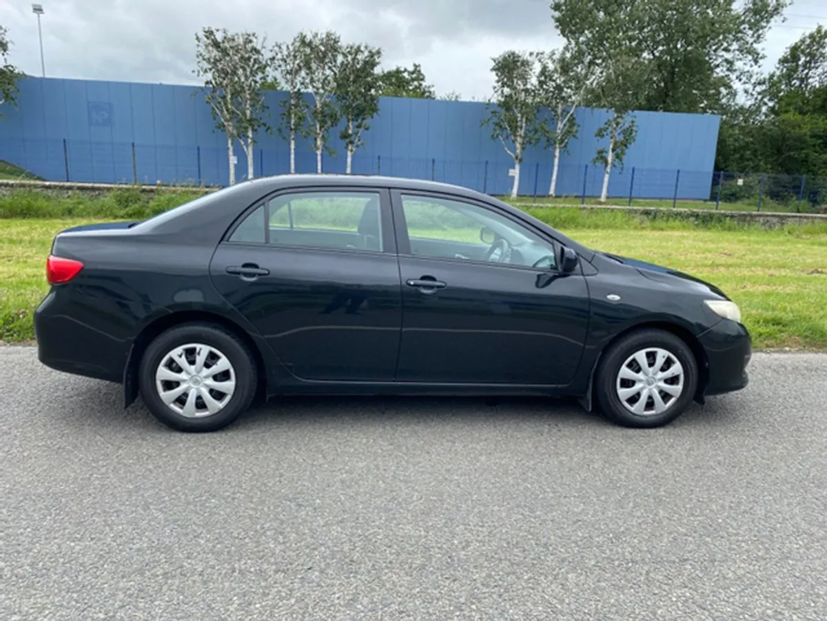 Toyota Corolla RC 1.4 D-4d Terra 4DR - Image 4