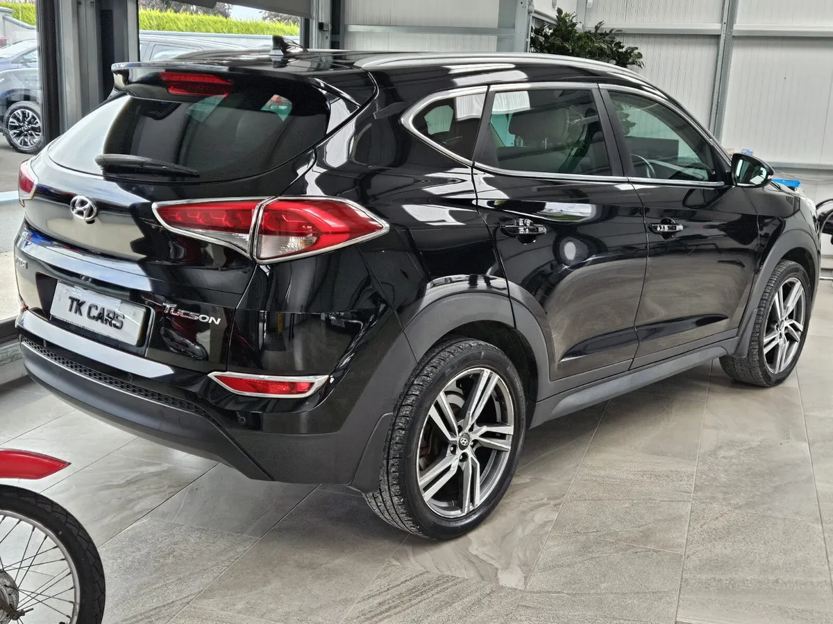 18 HYUNDAI TUCSON EXECUTIVE SE EDITION - Image 4