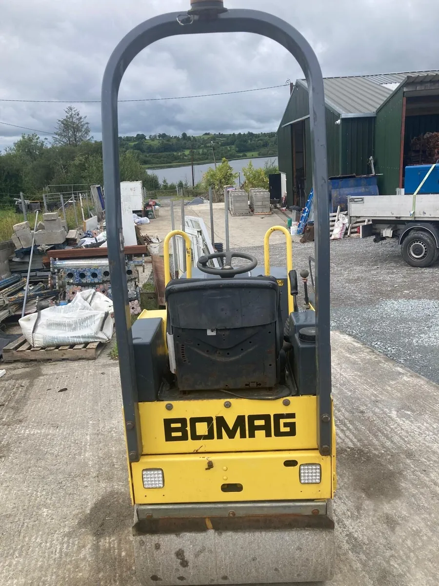 Bomag 80 Roller & Breaker - Image 3