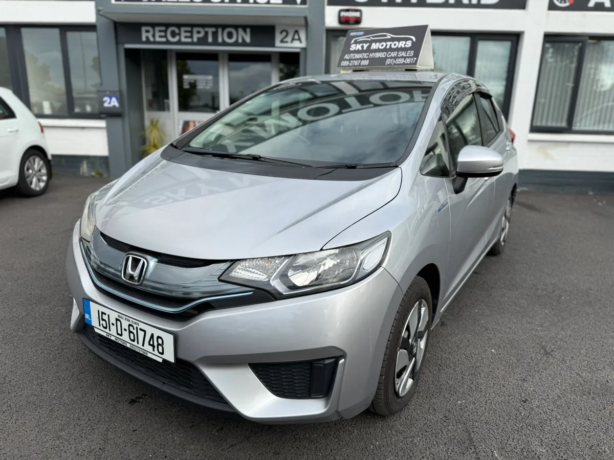 2015 Honda Fit 1.5 Hybrid Auto, 48k Miles only - Image 1