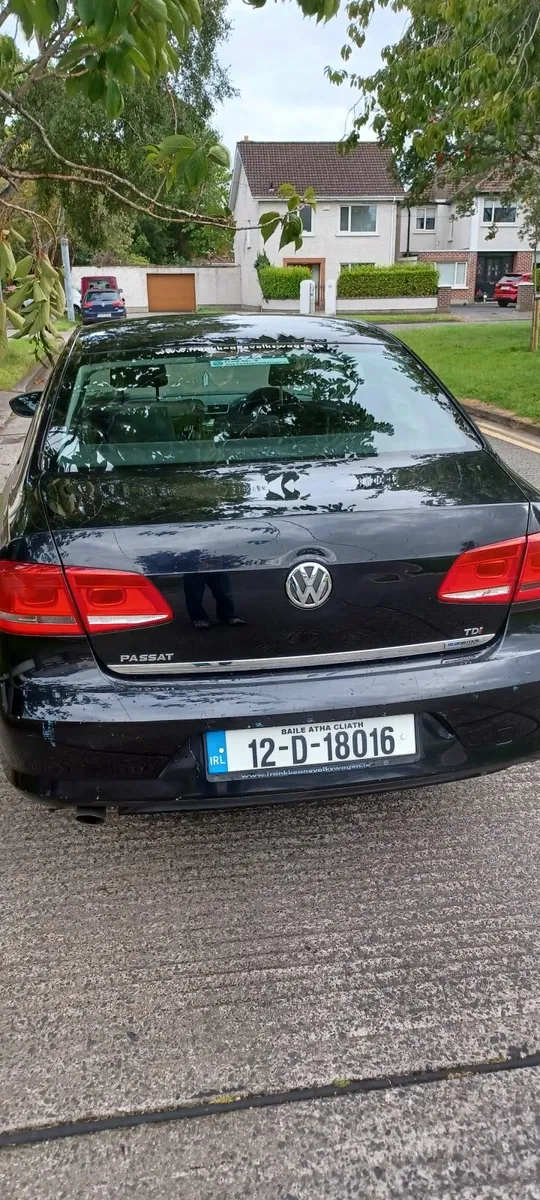 Volkswagen Passat 2012 - Image 4