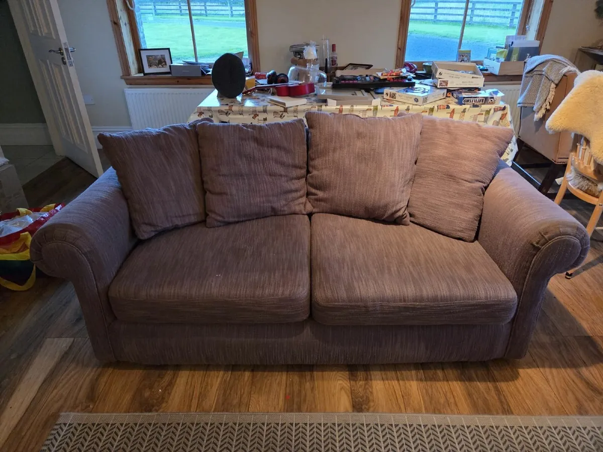 Sofas - FREE must collect - Image 1