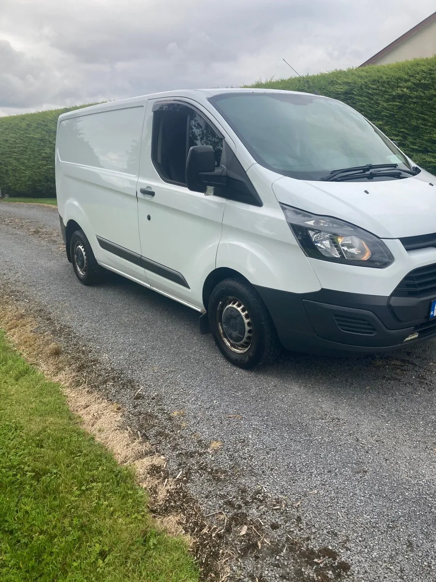 Ford Transit Custom - Image 2