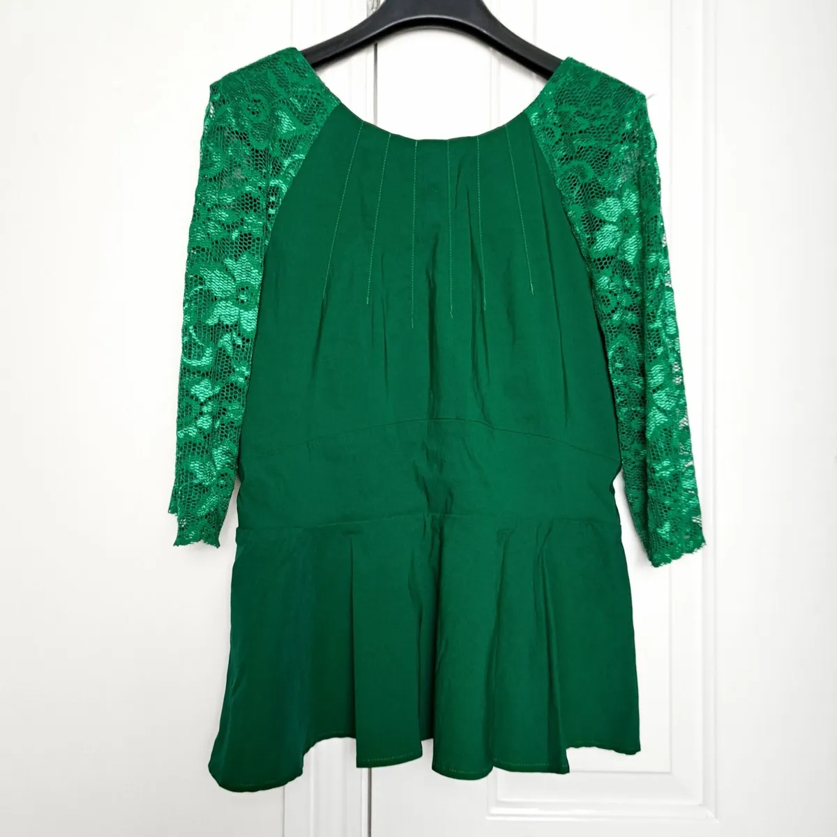 Ollie & Mac Green Lace Top Skirt Co-ords 14UK - Image 2