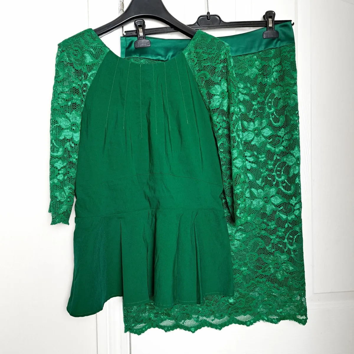 Ollie & Mac Green Lace Top Skirt Co-ords 14UK - Image 1