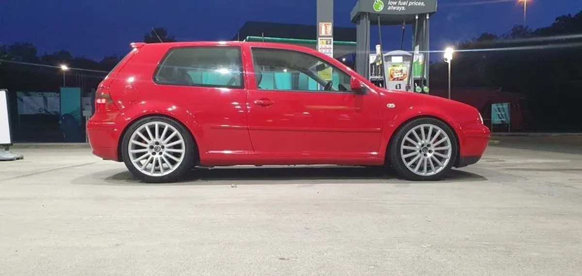 2001 Volkswagen Golf - Image 3