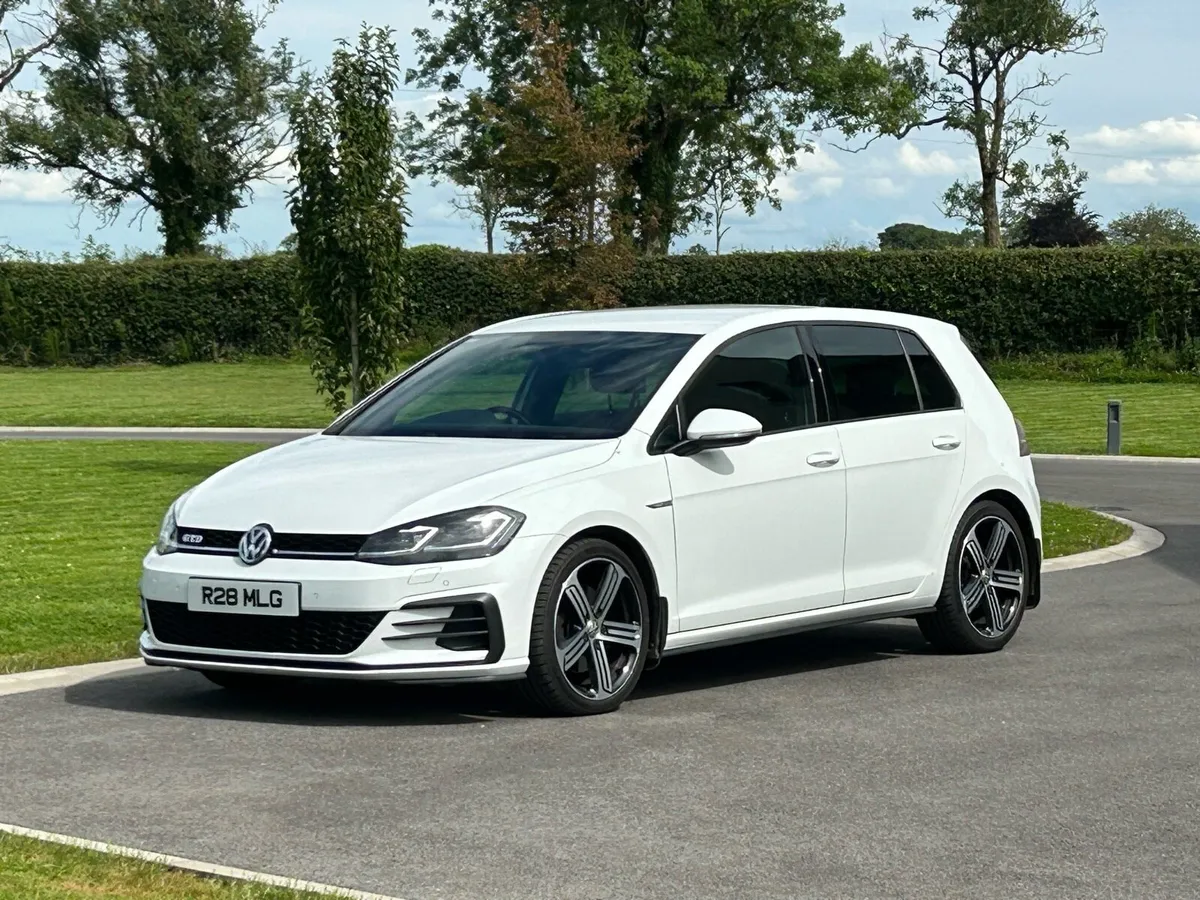 Volkswagen Golf gtd - Image 1