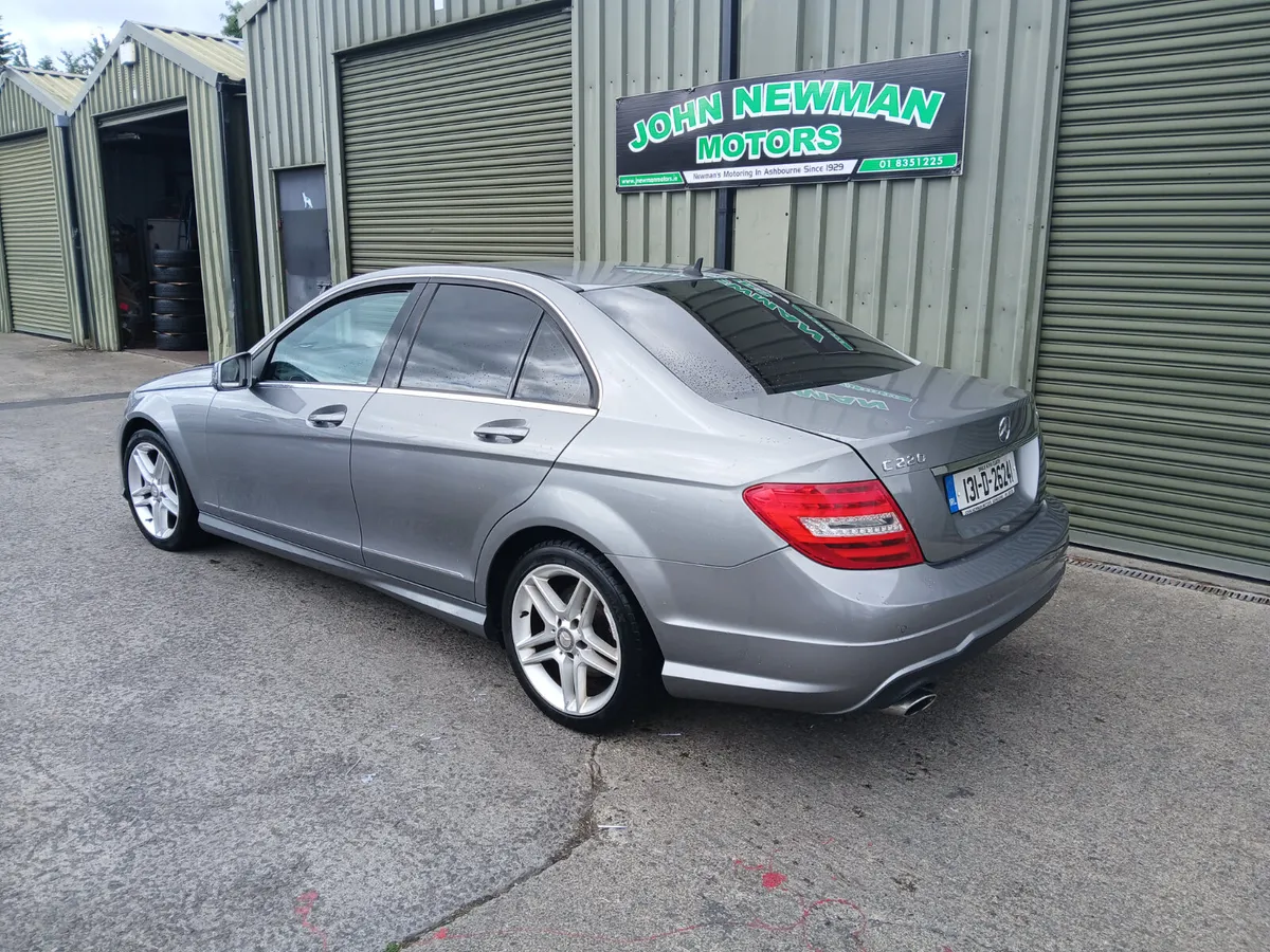 Mercedes-Benz C-Class  diesel  auto 2013 - Image 2