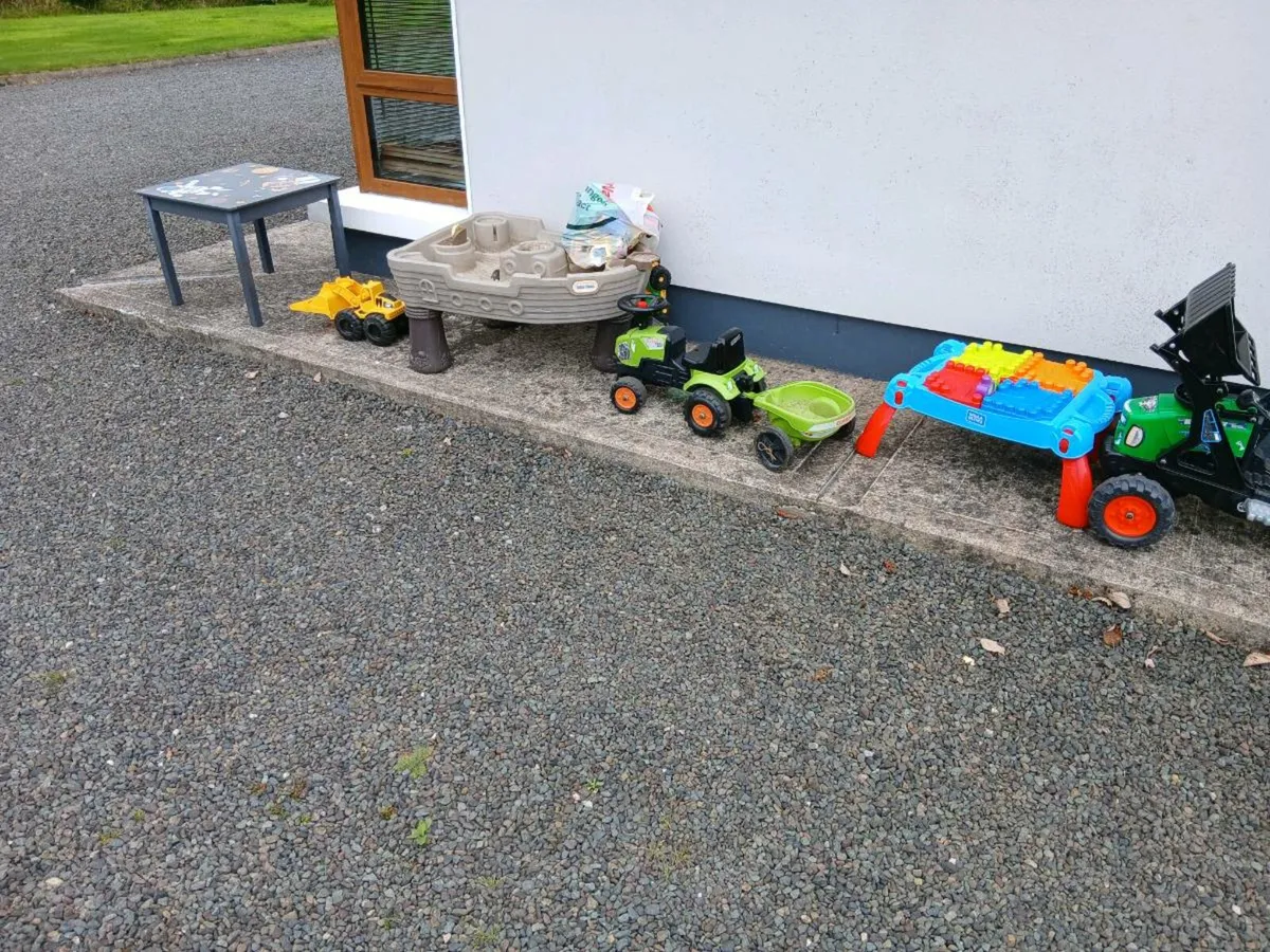 Kids outdoor toys - Image 1