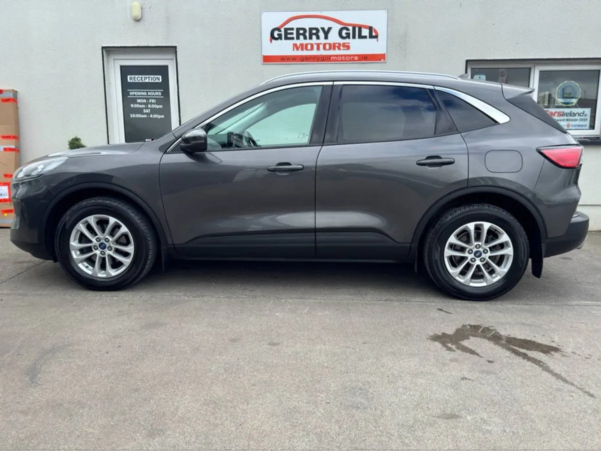 Ford Kuga Titanium 1.5 TD 120 S6.2 M6 F 4DR - Image 4