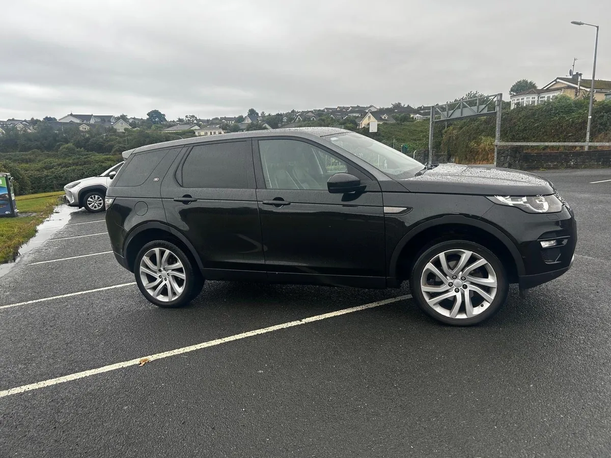 Land Rover Discovery Sport 2015 - Image 3
