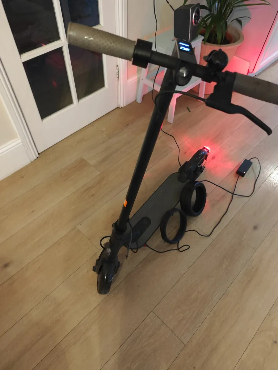Xiaomi Scooter mi electric scooter iS - Image 2