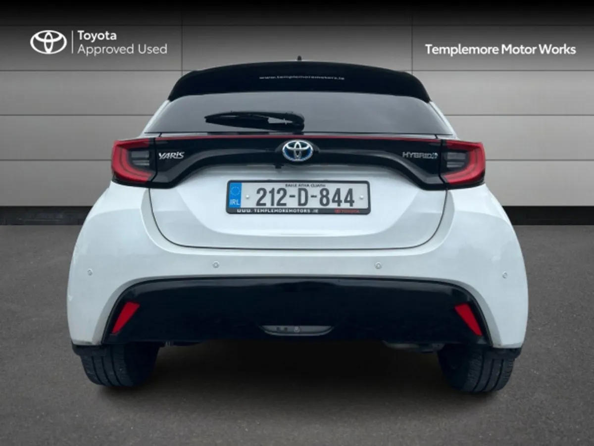 Toyota Yaris Hybrid Style 4DR A Auto - Image 4