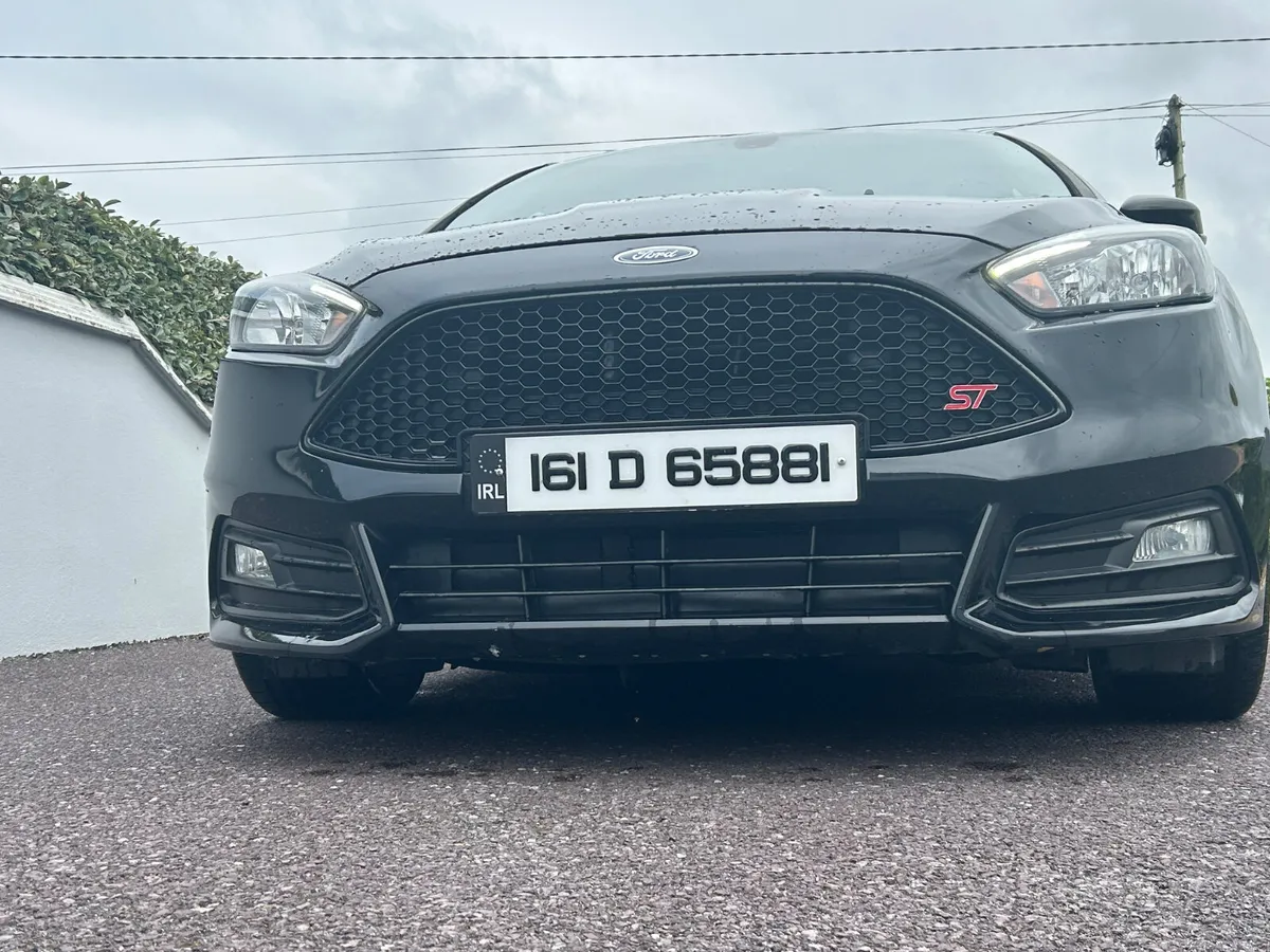 16 Ford Focus ST2 180PS new NCT - Image 3
