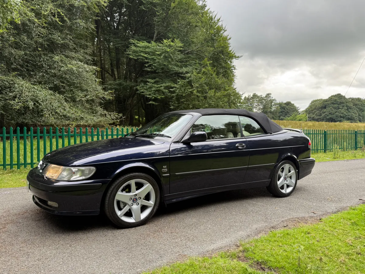 Saab 9-3 2001 Convertible One Owner - Image 2